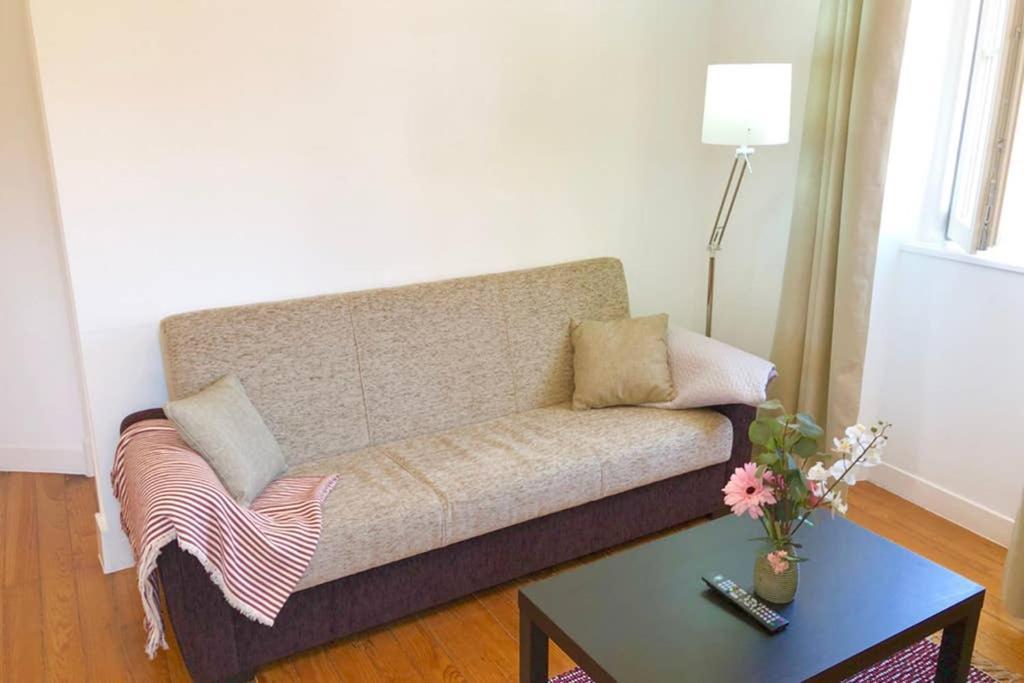 32 3 - Lisbon City Life Private Apartment, Bairro Alto Exterior foto